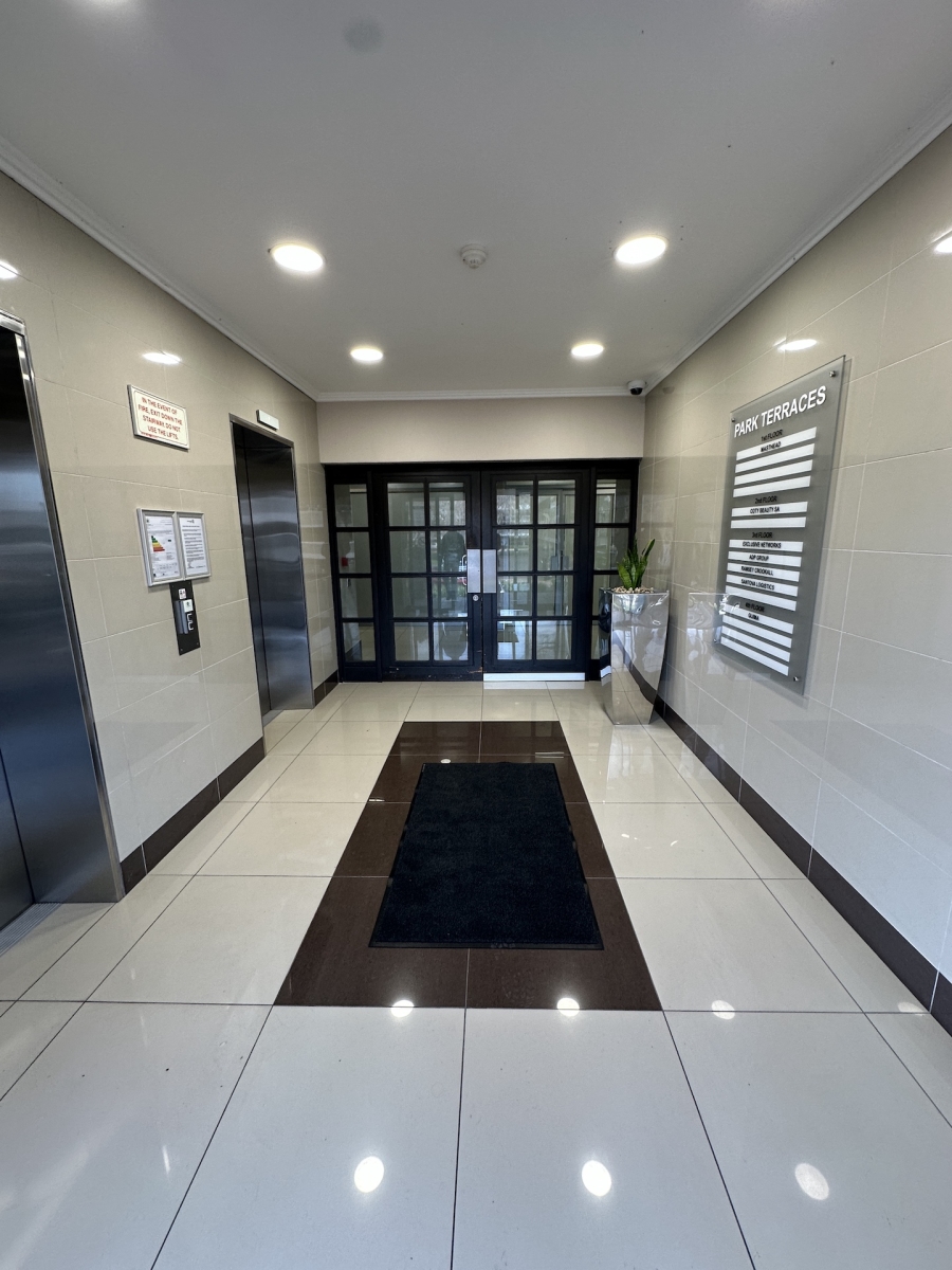 To Let commercial Property for Rent in Mowbray Western Cape
